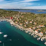 Themomentscottage Дом отдыха Каприе