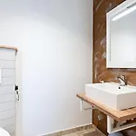 Themomentscottage